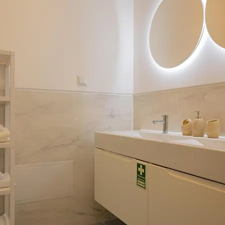 Vip Baia C * Машику